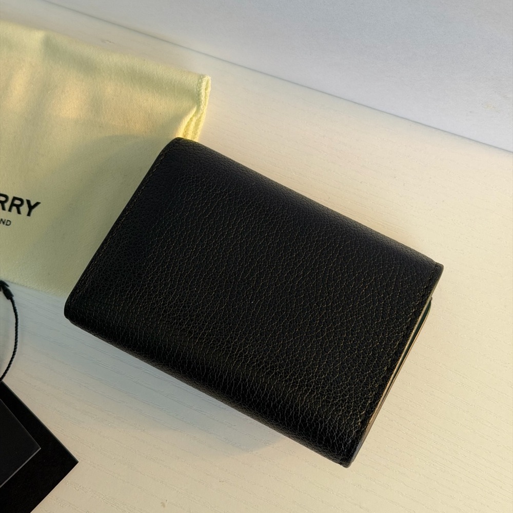 Burberry Trifold Leather D-Ring Wallet Black - Picture 3 of 6